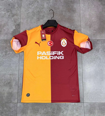 GS YENİ SEZON İÇ SAHA PARÇALI FORMASI