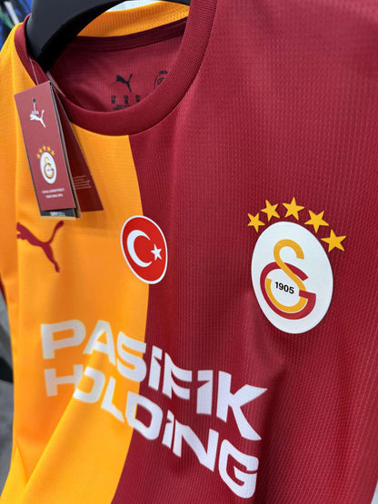 GS YENİ SEZON İÇ SAHA PARÇALI FORMASI